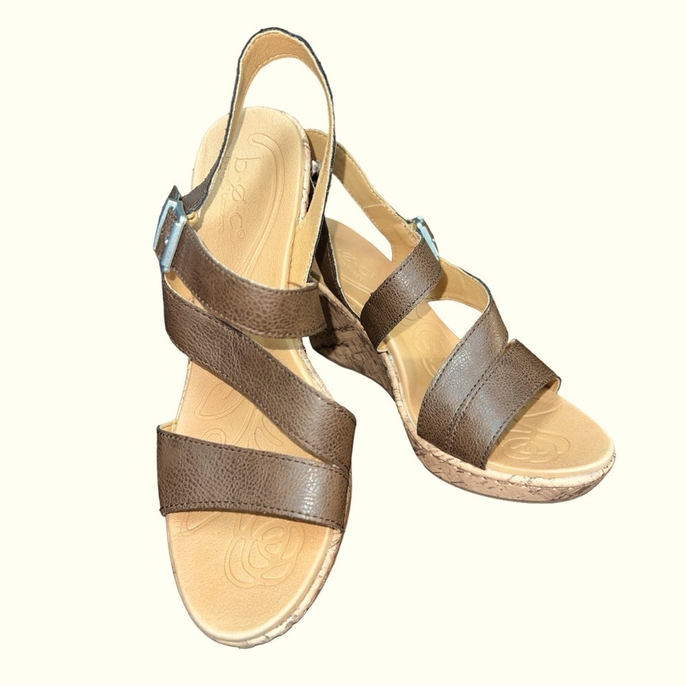 Вос By Born Schirra Wedge Cork Slingback Cushioned Comfort Style Sandal